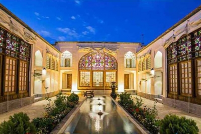بوتیک هتل خانه کیانپور اصفهان